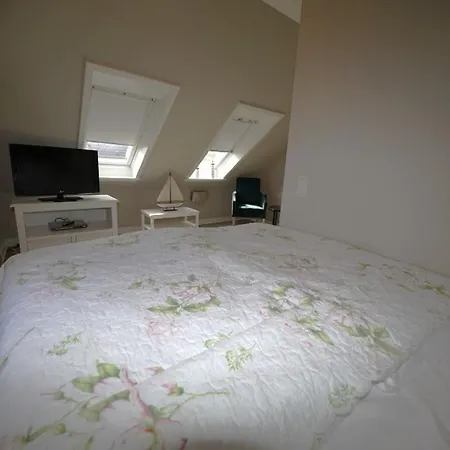 House 1 *